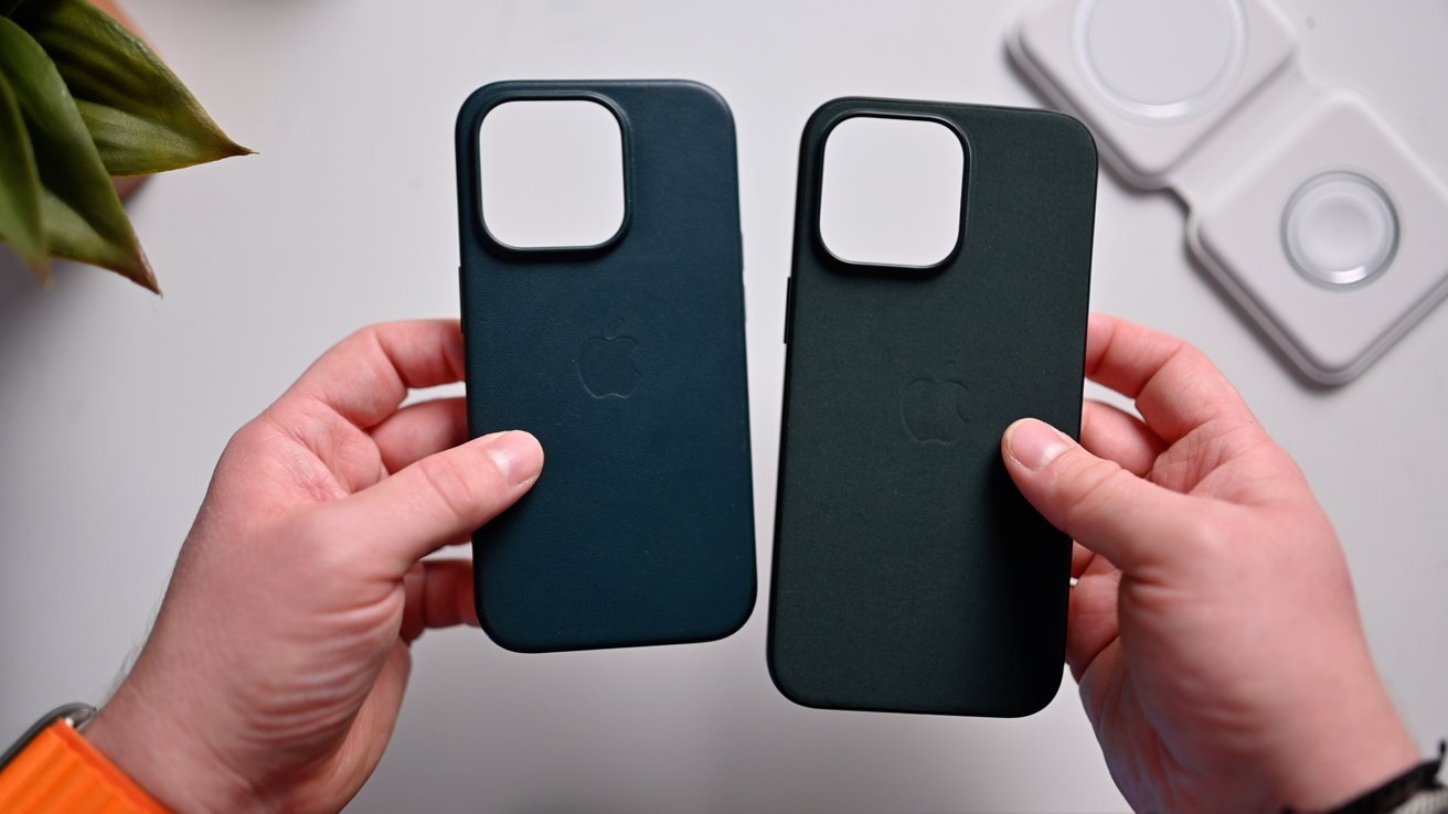 Apple's FineWoven case (left) versus Apple's old leather case (right)